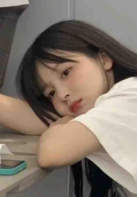 林间晚霞图片
